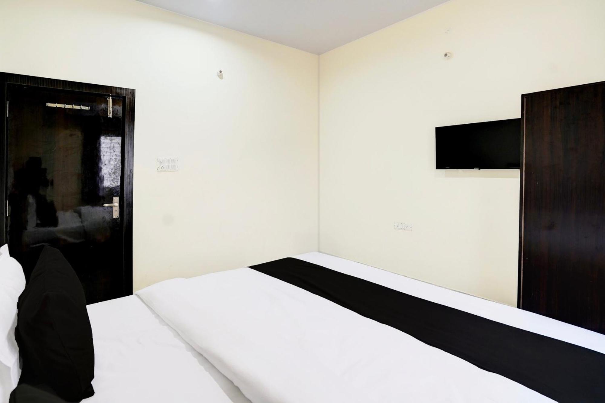 Hotel O The Crown Inn Danapur 外观 照片